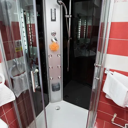 Apartament Confort בוסטאני